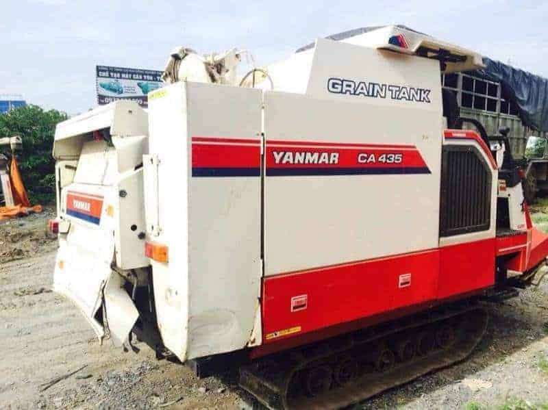 máy gặt đập liên hợp Yanmar