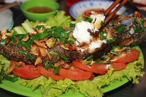 cá lóc nướng mỡ hành