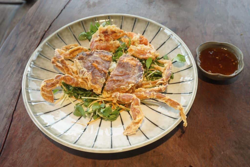 cua lột chiên giòn